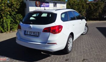 Opel Astra 1.6 Sports Tourer Design Edition full