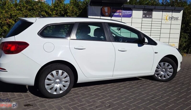 Opel Astra 1.6 Sports Tourer Design Edition full