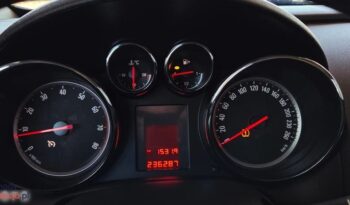 Opel Astra 1.6 Sports Tourer Design Edition full