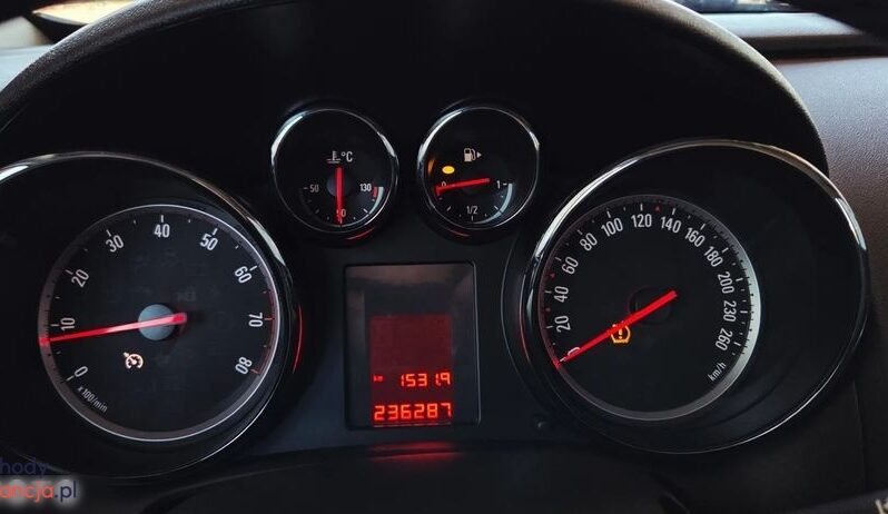 Opel Astra 1.6 Sports Tourer Design Edition full