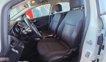 Opel Astra 1.6 Sports Tourer Design Edition full