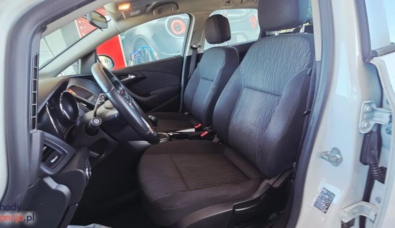 Opel Astra 1.6 Sports Tourer Design Edition full