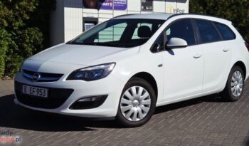 Opel Astra 1.6 Sports Tourer Design Edition full