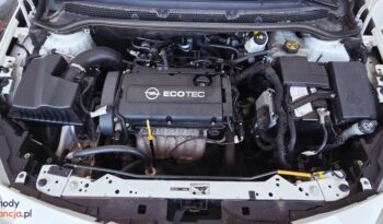 Opel Astra 1.6 Sports Tourer Design Edition full