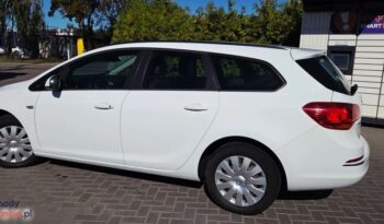 Opel Astra 1.6 Sports Tourer Design Edition full