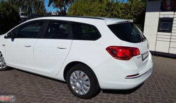 Opel Astra 1.6 Sports Tourer Design Edition full