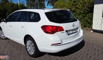 Opel Astra 1.6 Sports Tourer Design Edition full