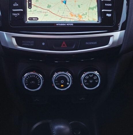 Mitsubishi ASX 2.2 DI-D 4WD Automatik Top full