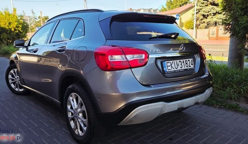 Mercedes-Benz GLA full