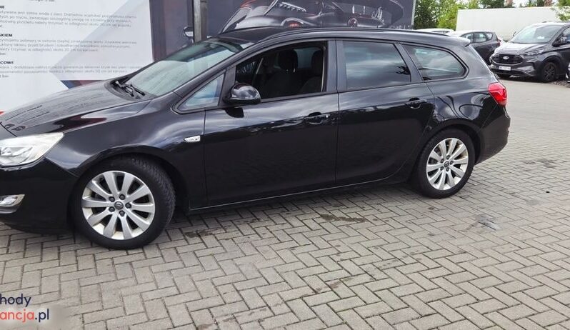 Opel Astra 2.0 CDTI DPF Automatik Design Edition full