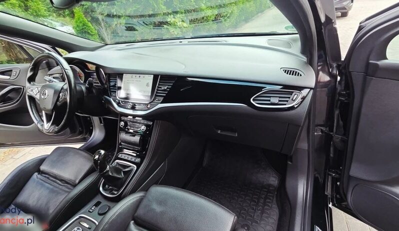 Opel Astra 1.6 BiTurbo D Start/Stop Sports Tourer Ultimate full