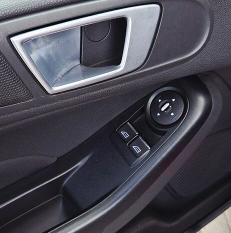 Ford Fiesta 1.0 Platinium X full