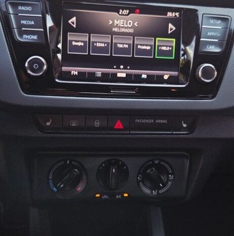 Skoda Fabia 1.0 TSI Essence full