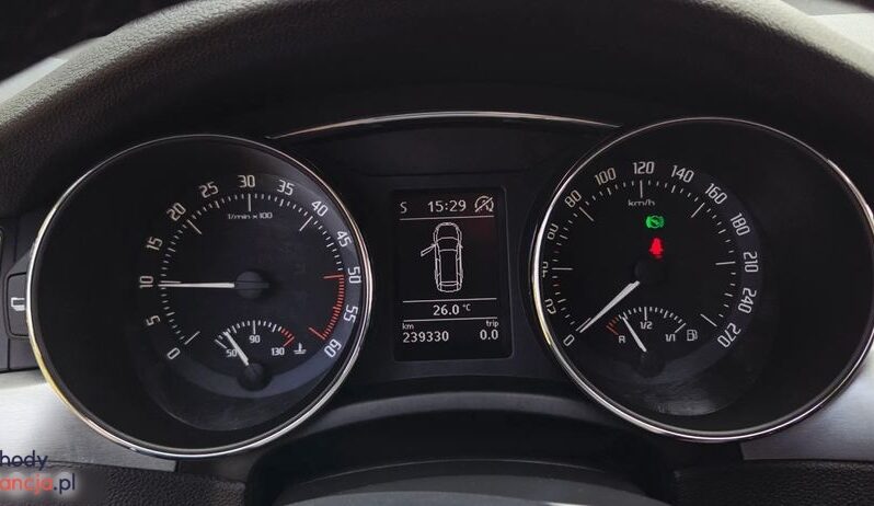 Skoda Superb 2.0 TDI 4×4 Elegance DSG full