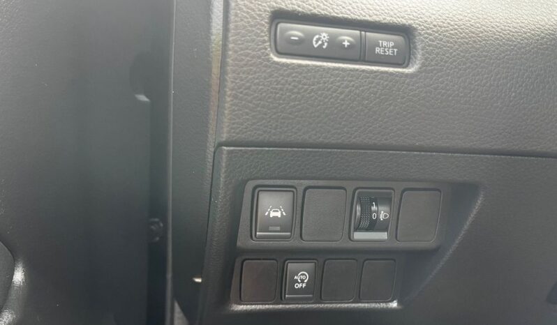 Nissan Qashqai 1.2 DIG-T TEKNA+ full