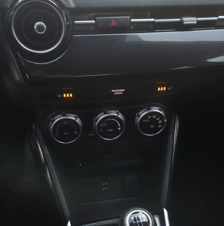 Mazda 2 1.5 Skypassion full
