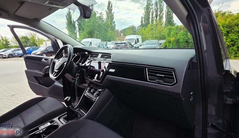 Volkswagen Touran 1.2 TSI (BlueMotion Technology) SOUND full
