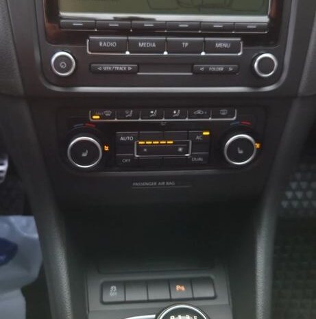 Volkswagen Golf 1.2 TSI BlueMotion Technology Cup full