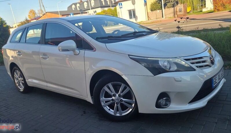Toyota Avensis 2.0 D-4D Premium full