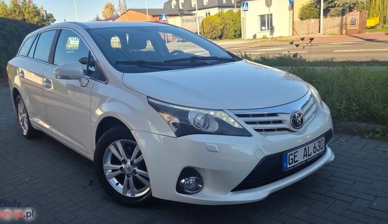 Toyota Avensis 2.0 D-4D Premium full