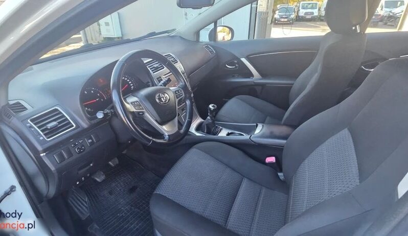 Toyota Avensis 2.0 D-4D Premium full