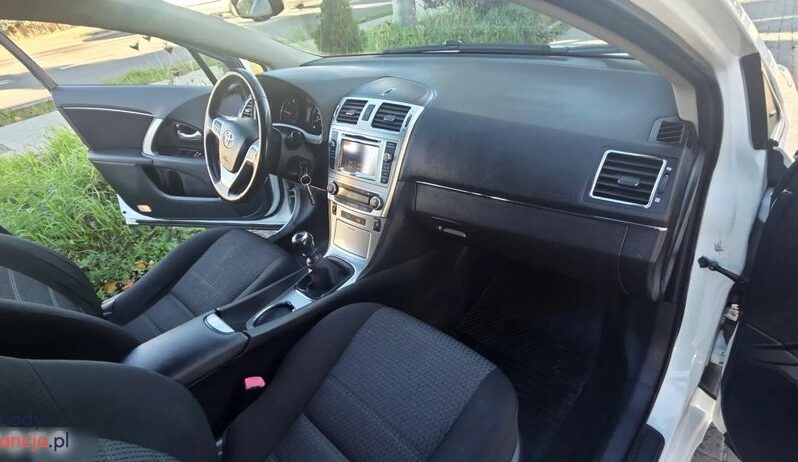 Toyota Avensis 2.0 D-4D Premium full