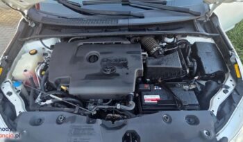 Toyota Avensis 2.0 D-4D Premium full