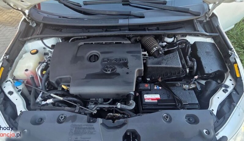 Toyota Avensis 2.0 D-4D Premium full