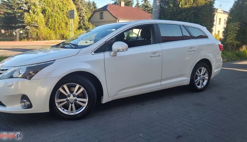 Toyota Avensis 2.0 D-4D Premium full