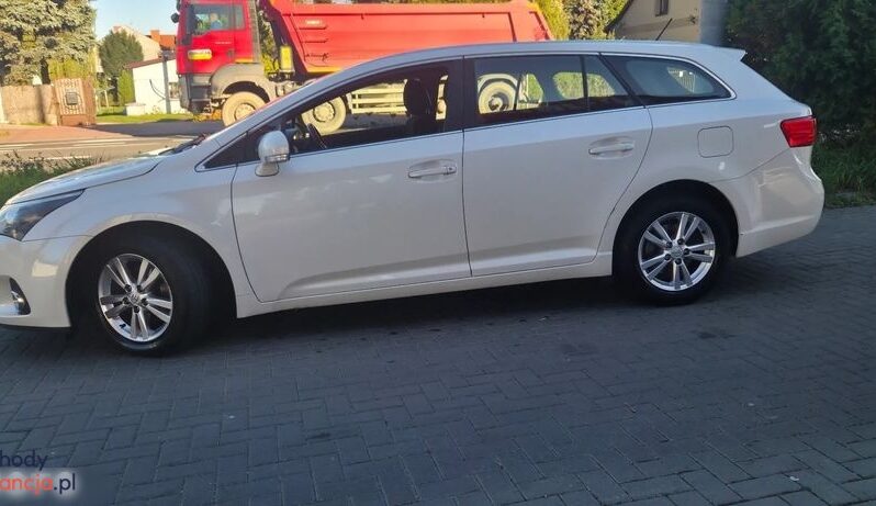 Toyota Avensis 2.0 D-4D Premium full