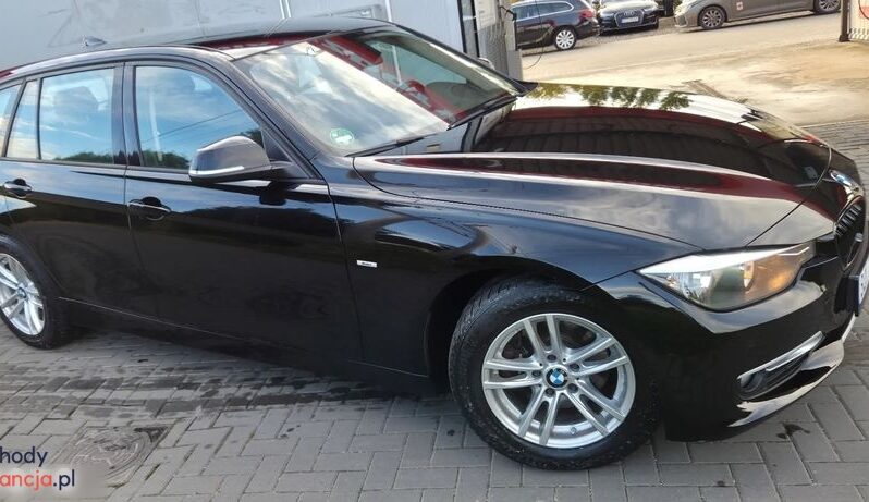 BMW Seria 3 320d DPF Touring Blue Performance Edition Exclusive full