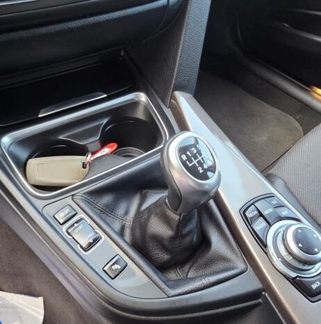 BMW Seria 3 320d DPF Touring Blue Performance Edition Exclusive full