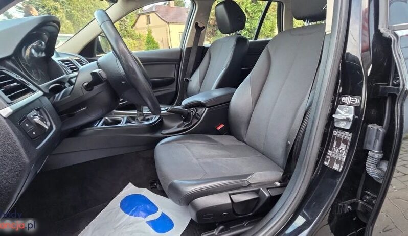 BMW Seria 3 320d DPF Touring Blue Performance Edition Exclusive full