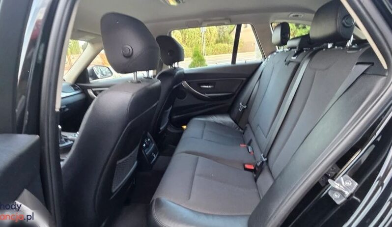 BMW Seria 3 320d DPF Touring Blue Performance Edition Exclusive full