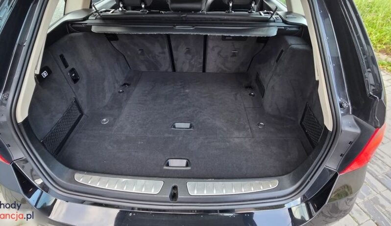 BMW Seria 3 320d DPF Touring Blue Performance Edition Exclusive full