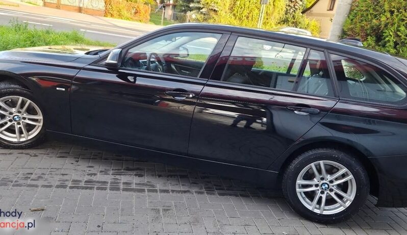 BMW Seria 3 320d DPF Touring Blue Performance Edition Exclusive full