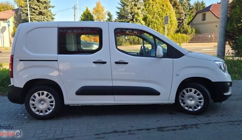 Opel Combo full