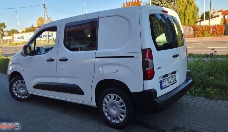 Opel Combo full