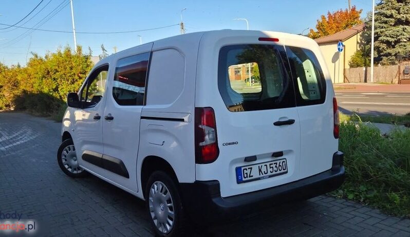 Opel Combo full
