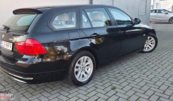 BMW Seria 3 318d DPF Touring full