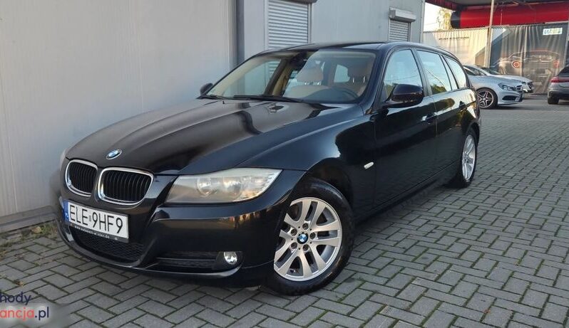 BMW Seria 3 318d DPF Touring full