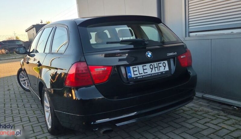 BMW Seria 3 318d DPF Touring full