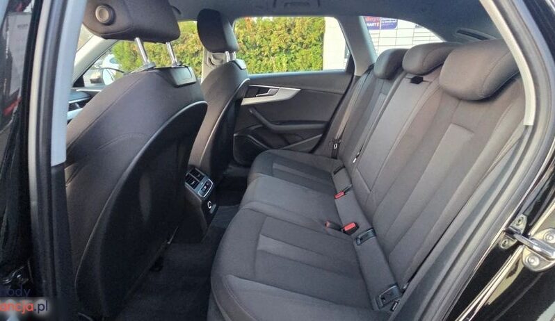 Audi A4 Avant 2.0 TDI full