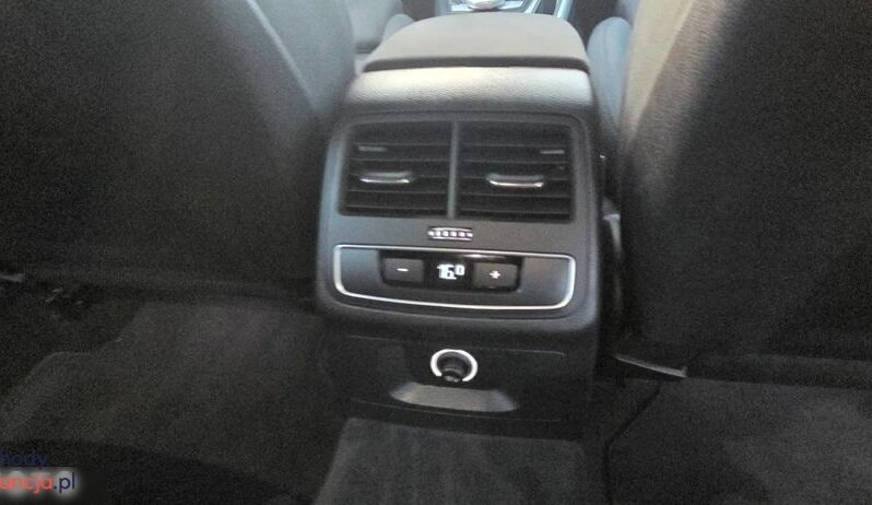 Audi A4 Avant 2.0 TDI full