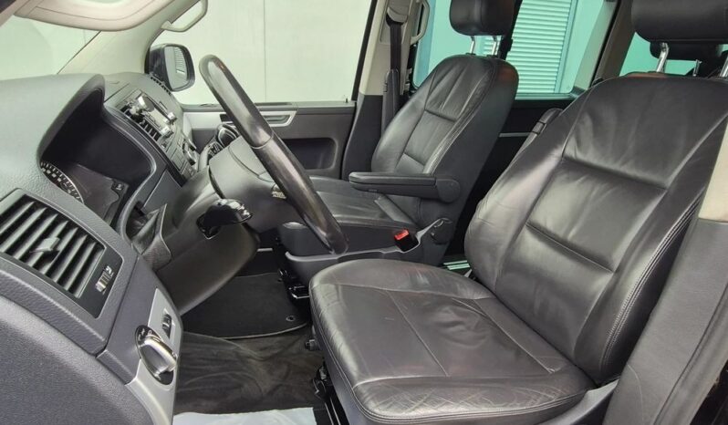 Volkswagen Multivan full