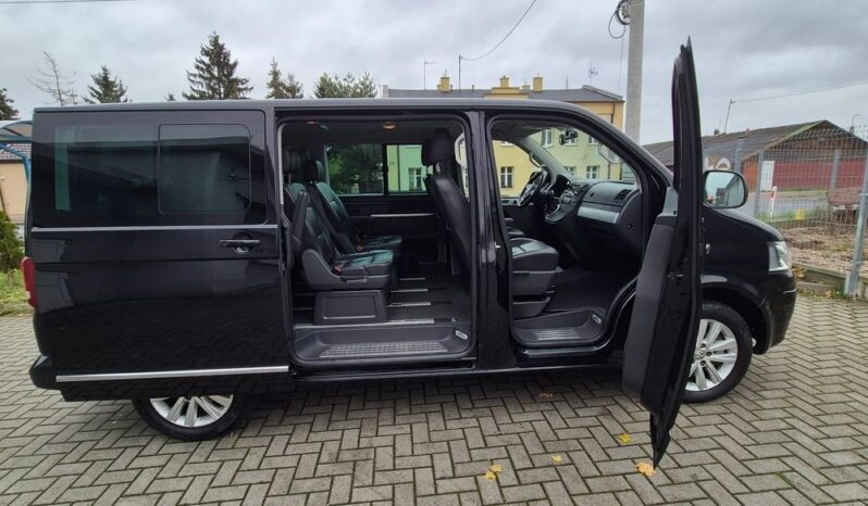 Volkswagen Multivan full