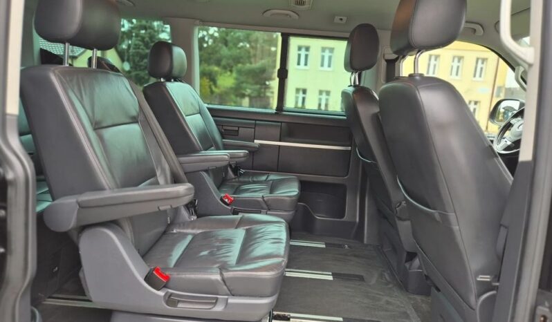 Volkswagen Multivan full