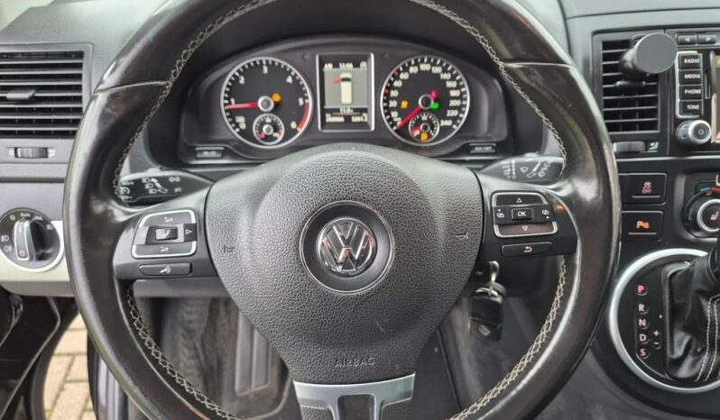 Volkswagen Multivan full