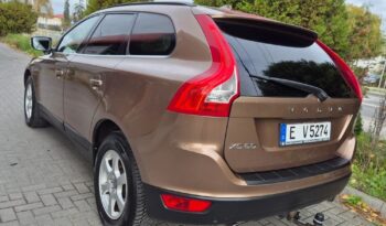 Volvo XC 60 2.4D AWD Momentum full