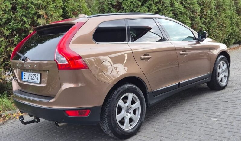 Volvo XC 60 2.4D AWD Momentum full